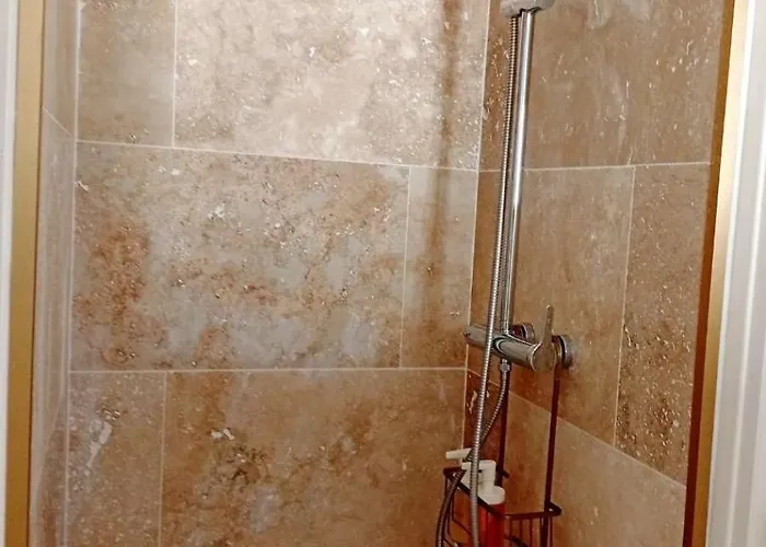 Agate - En Plein Coeur De La Dijon